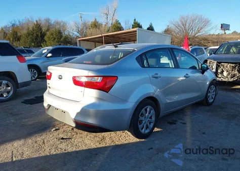 2017 Kia Rio Lx z USA, uszkodzony, nr VIN KNADM4A38H6071068